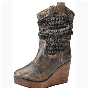 Bed Stu Women’s Bruges boot black boot.